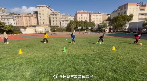 球星的合照